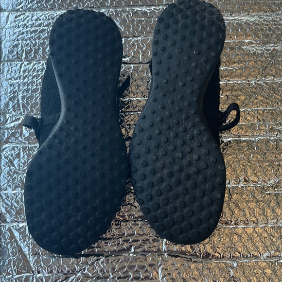 Skechers Black Crisscross Flats - Picture 5 of 8